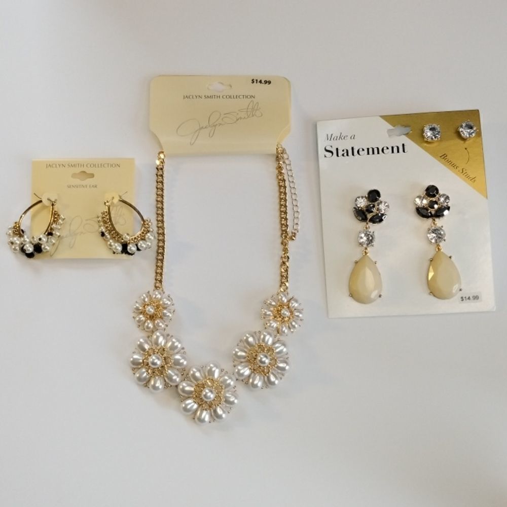 Women's Necklace & Earings